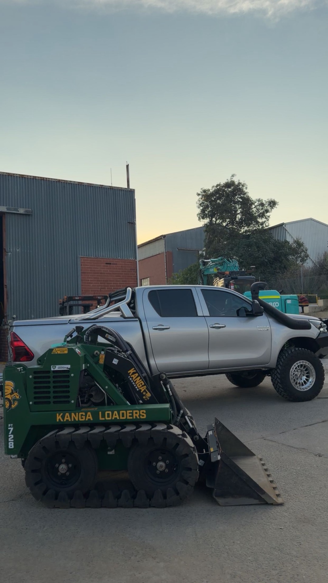 Kanga mini loader on a Perth residential job site